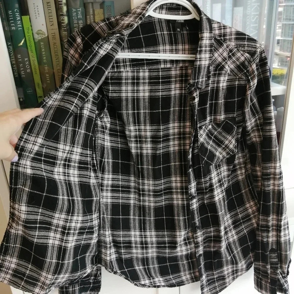 PAIGE Heritage Plaid Flannel Button Up in Black,  White, and Rosewater Pink XS - Picture 6 of 14